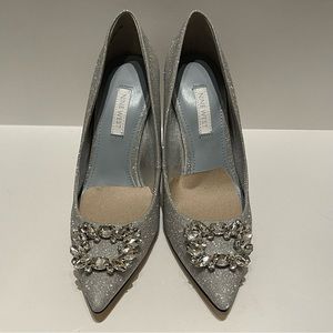 Nine West - Fana Crystal Pump Women Size 5.5